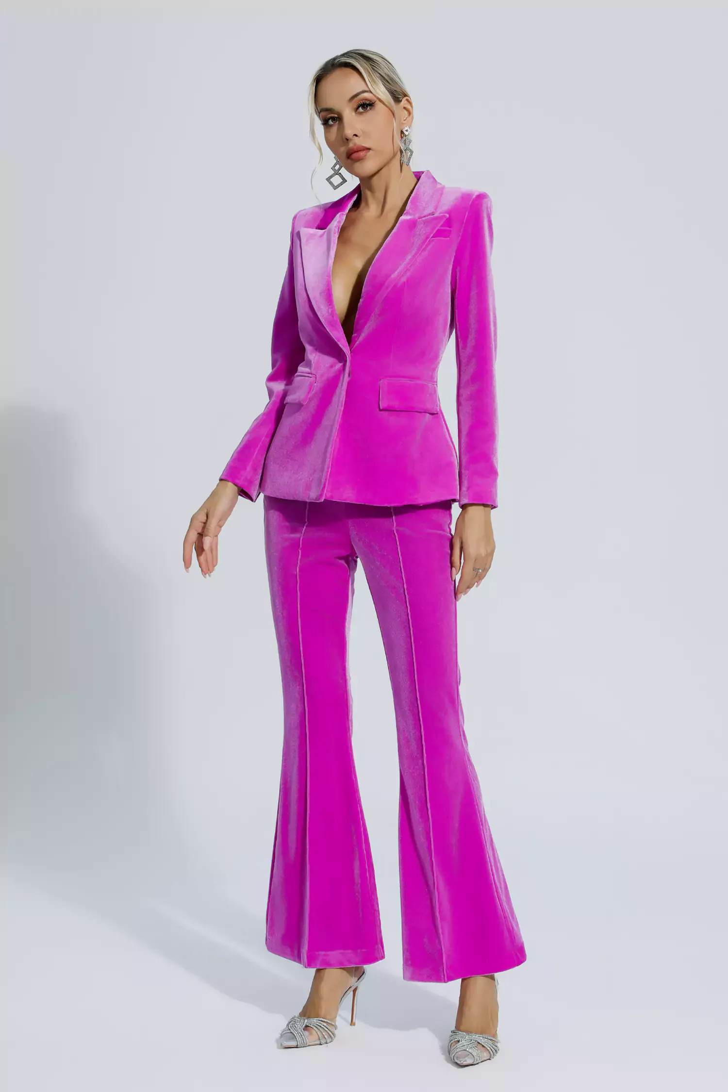 Aleena Magenta Velvet Blazer Set Aleena Magenta Velvet Blazer Set