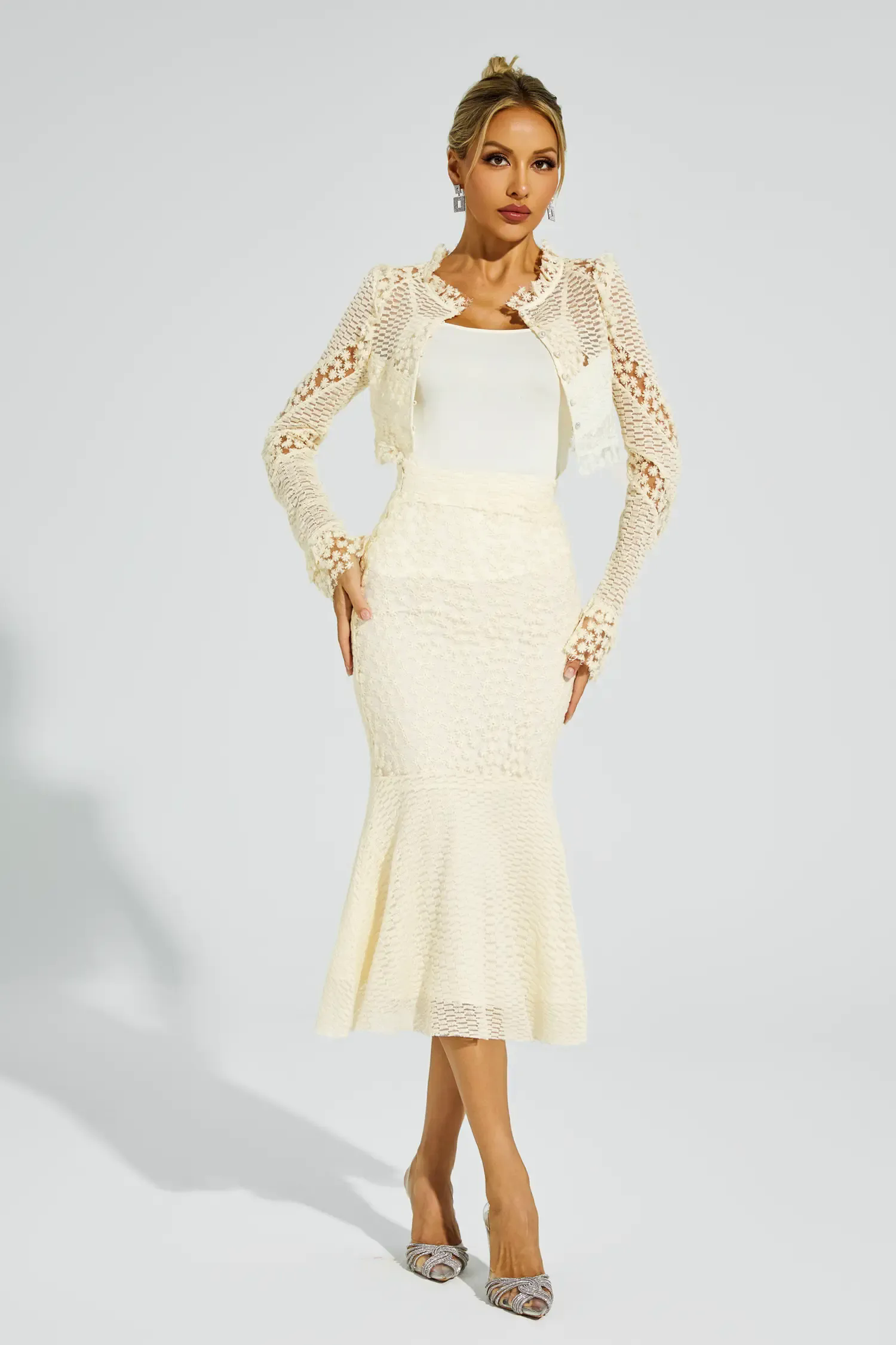 Vita Beige Lace Trumpet Set