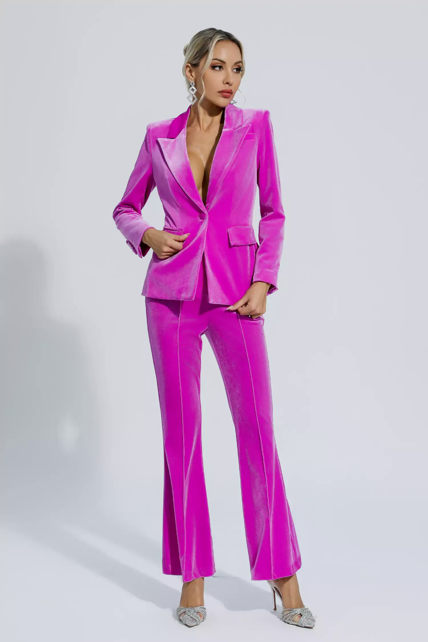 Aleena Magenta Velvet Blazer Set Aleena Magenta Velvet Blazer Set